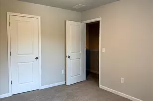 6271 Redan Square, Lithonia, GA 30058 - Photo 9