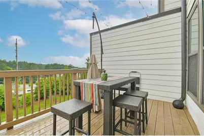 2048 Holtz Lane, Atlanta, GA 30318 - Photo 25