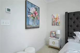 2048 Holtz Ln, Atlanta, GA 30318 - Photo 13