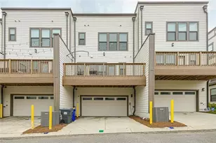 2048 Holtz Ln, Atlanta, GA 30318 - Photo 27