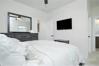 2048 Holtz Lane, Atlanta, GA 30318 - Photo 21