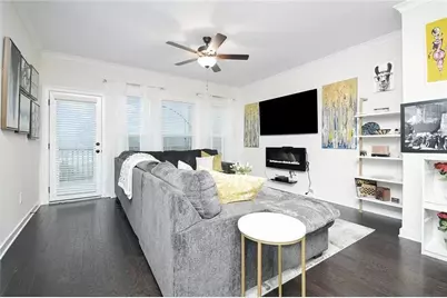 2048 Holtz Lane, Atlanta, GA 30318 - Photo 9