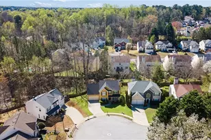 390 Manor Glen Dr, Suwanee, GA 30024 - Photo 35