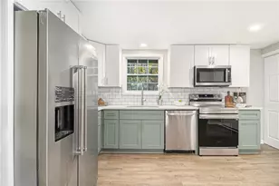 2488 Hi Roc Cir NE, Conyers, GA 30012 - Photo 11