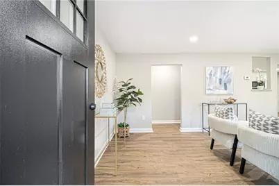 2488 Hi Roc Circle NE, Conyers, GA 30012 - Photo 5