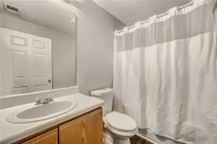 10204 Fairington Ridge Cir, Lithonia, GA 30038 - Photo 11