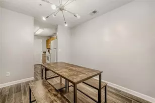 10204 Fairington Ridge Cir, Lithonia, GA 30038 - Photo 7