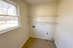 1012 Crown Corners Dr, McDonough, GA 30253 - Photo 13