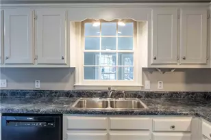 4204 Logans Bluff, Loganville, GA 30052 - Photo 15