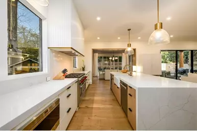 864 Courtenay Drive NE, Atlanta, GA 30306 - Photo 15