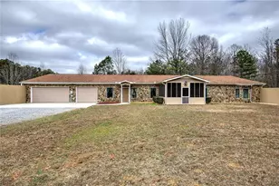 265 Evans Dr, Buchanan, GA 30113 - Photo 1