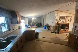 873 E Point Rd, Cedartown, GA 30125 - Photo 17