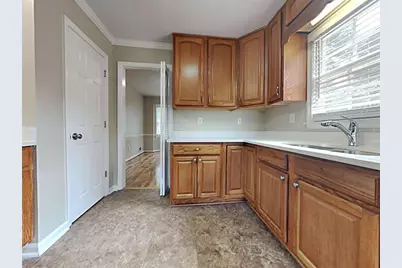 551 Village Green Court, Lilburn, GA 30047 - Photo 19