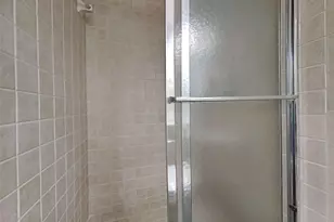 551 Village Green Ct, Lilburn, GA 30047 - Photo 3