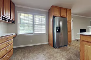 551 Village Green Ct, Lilburn, GA 30047 - Photo 17