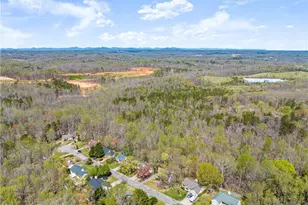 3044 Saddle Creek Dr, Gainesville, GA 30507 - Photo 23