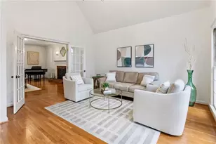 2885 Arborwoods Dr, Alpharetta, GA 30022 - Photo 11