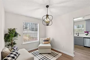 8218 Mahogany Ln, Stonecrest, GA 30038 - Photo 7