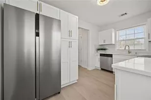 1344 Bluefield Dr SW, Atlanta, GA 30310 - Photo 11