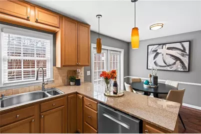 1101 Collier Road NW #D5, Atlanta, GA 30318 - Photo 5