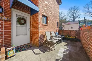 2279 Pernoshal Ct, Dunwoody, GA 30338 - Photo 3