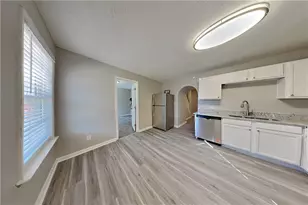 1273 Royal Ives Ct, Lawrenceville, GA 30045 - Photo 5