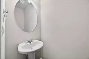 4497 Ravenwood Dr, Union City, GA 30291 - Photo 21