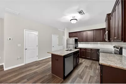 4497 Ravenwood Drive, Union City, GA 30291 - Photo 5