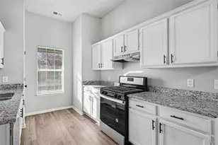 79 Waterview Dr, Stockbridge, GA 30281 - Photo 9