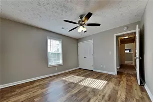 204 Cambridge Dr, Loganville, GA 30052 - Photo 11