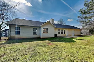 204 Cambridge Dr, Loganville, GA 30052 - Photo 17