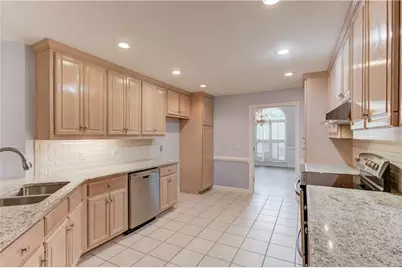 6362 Chestnut Parkway, Flowery Branch, GA 30542 - Photo 9