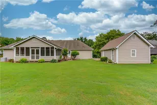 6362 Chestnut Pkwy, Flowery Branch, GA 30542 - Photo 29