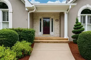6362 Chestnut Pkwy, Flowery Branch, GA 30542 - Photo 5