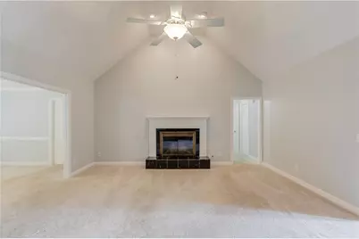 6362 Chestnut Parkway, Flowery Branch, GA 30542 - Photo 5