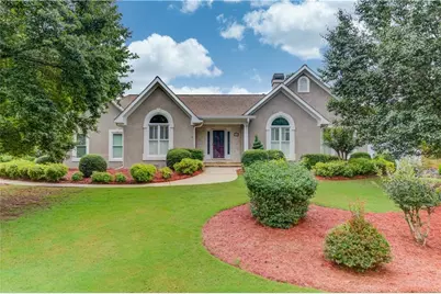 6362 Chestnut Parkway, Flowery Branch, GA 30542 - Photo 1