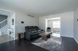 6715 Manor Creek Dr, Douglasville, GA 30135 - Photo 5