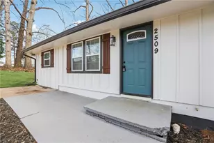 2509 Bonita Ct, Morrow, GA 30260 - Photo 3