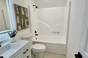 10101 Deep Creek Dr, Union City, GA 30291 - Photo 21