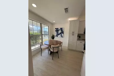 10101 Deep Creek Drive, Union City, GA 30291 - Photo 3