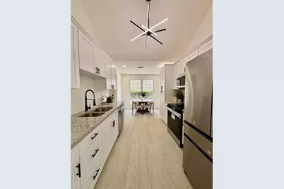 10101 Deep Creek Drive, Union City, GA 30291 - Photo 5