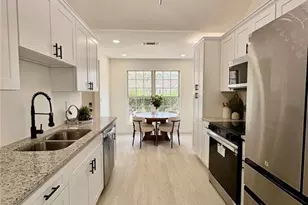 10101 Deep Creek Dr, Union City, GA 30291 - Photo 5