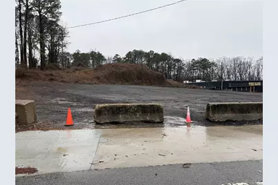 3070 Donald Lee Hollowell Parkway NW, Atlanta, GA 30318 - Photo 1