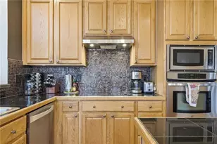 3286 Winthrop Cir, Marietta, GA 30067 - Photo 13