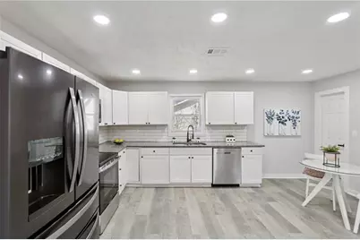 7018 Stephens Drive, Rex, GA 30273 - Photo 11