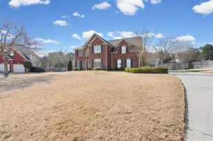 2850 Gentry Walk Ct, Cumming, GA 30041 - Photo 3