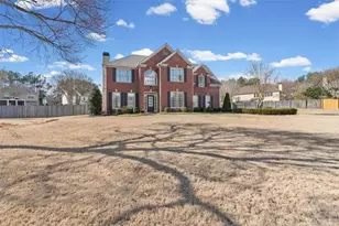 2850 Gentry Walk Ct, Cumming, GA 30041 - Photo 5