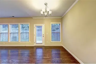 1075 Hampton Oaks Drive, Alpharetta, GA 30004 - Photo 13