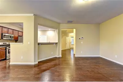 1075 Hampton Oaks Drive, Alpharetta, GA 30004 - Photo 9