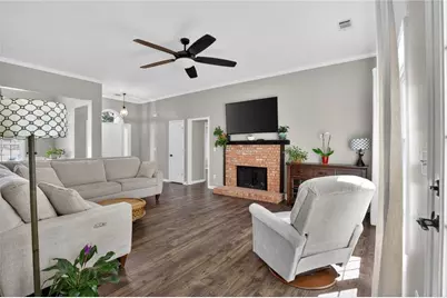 1429 Fountain View Drive, Lawrenceville, GA 30043 - Photo 5